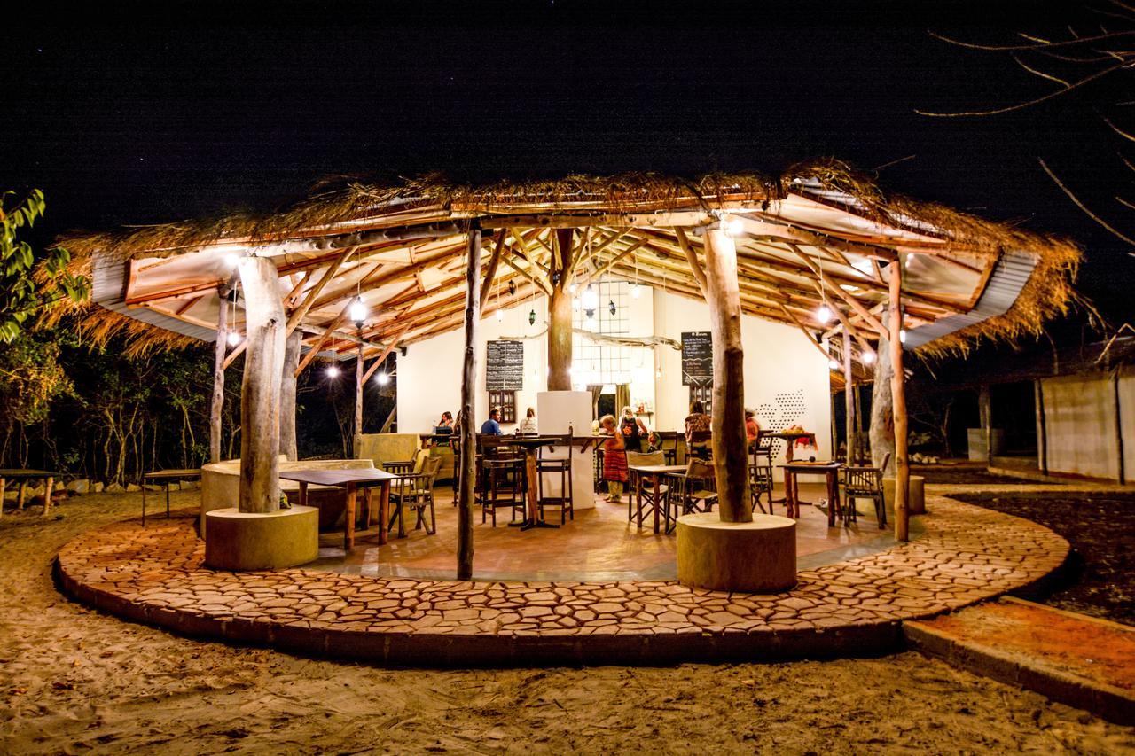 Nzuwa Lodge Pemba Exterior foto